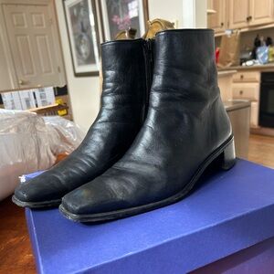 Stuart Whitman Black Leather Boots, 8M
